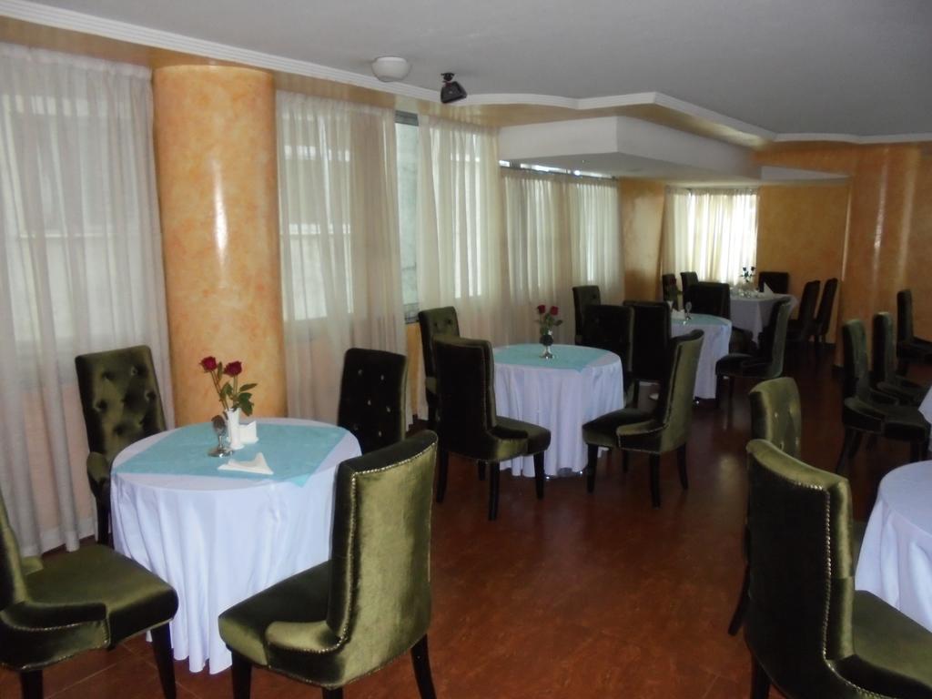 Aphrodite International Hotel Адис Абеба Екстериор снимка
