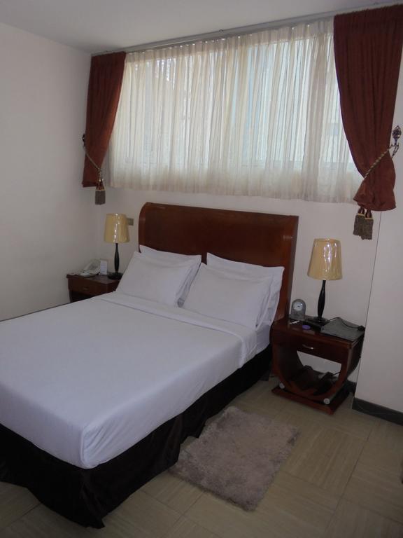 Aphrodite International Hotel Адис Абеба Екстериор снимка