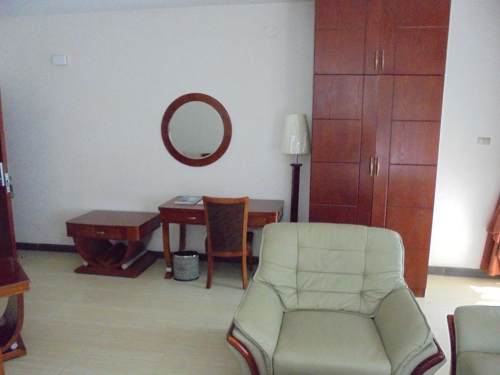 Aphrodite International Hotel Адис Абеба Екстериор снимка