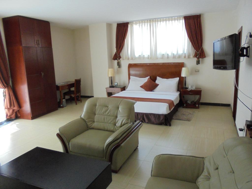 Aphrodite International Hotel Адис Абеба Екстериор снимка