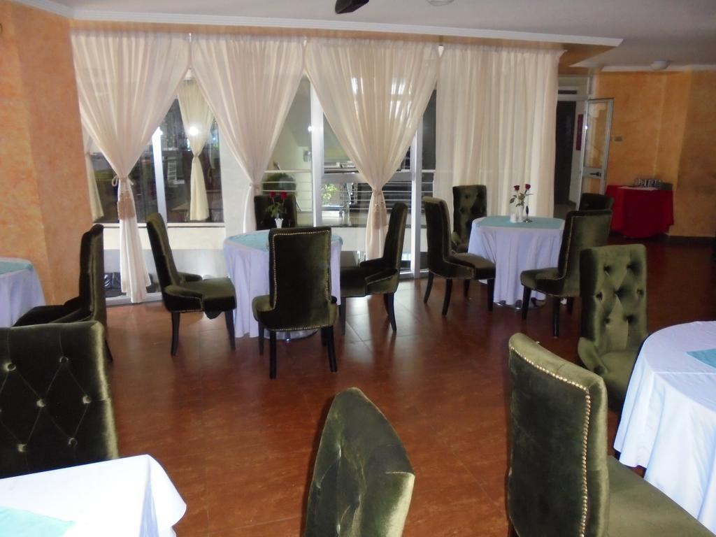 Aphrodite International Hotel Адис Абеба Екстериор снимка