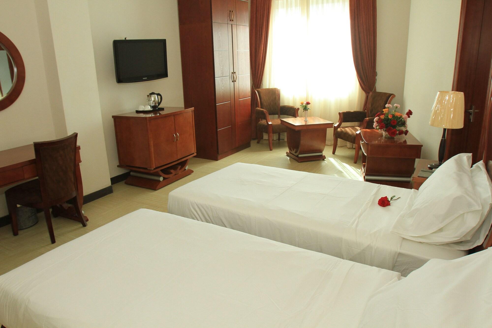 Aphrodite International Hotel Адис Абеба Екстериор снимка